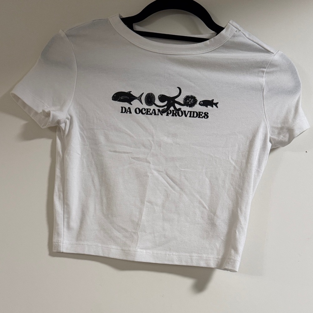 Sew Local Da Ocean Provides Cropped Baby Tee